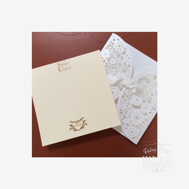 pochette dentelle blanche