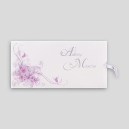 fleurs arabesques violettes
